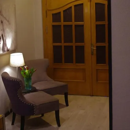 Villand For 6 With Sauna And Free Private Parking And Self Check In Apartment *